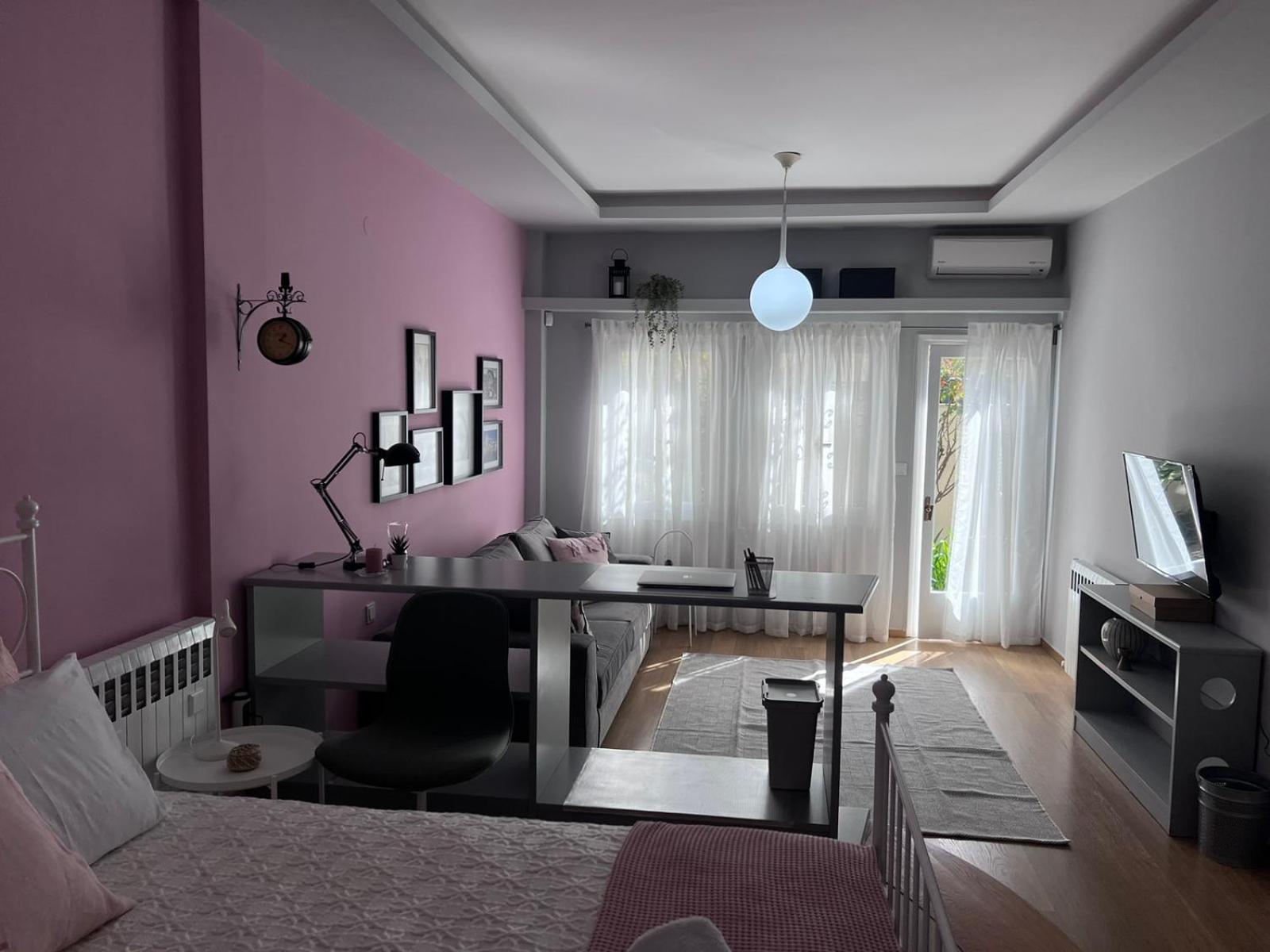 Retro House With Garden In Anopoli Villa Tesalonika Bagian luar foto